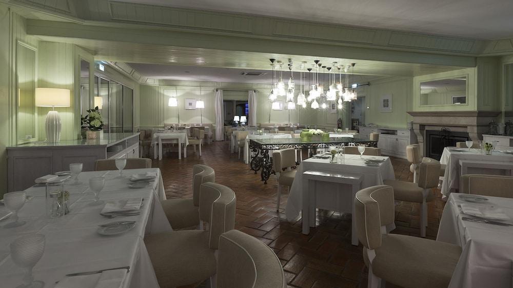 M'ar De Ar Muralhas Hotel