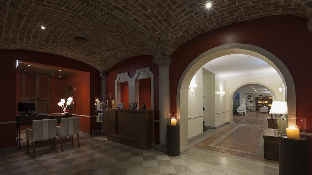 M'ar De Ar Muralhas Hotel 4*